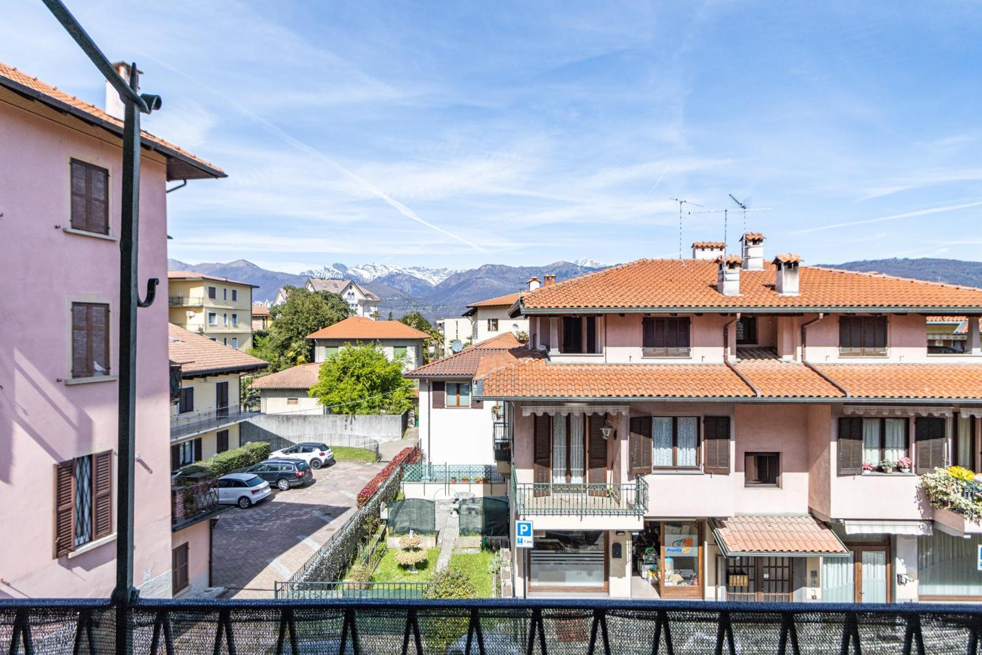 Golden Lake - Luxury Apartment ☆☆☆☆☆ - 100M From The Lake Baveno Exterior photo